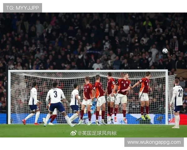 任意球人墙干扰判罚标准，何时算犯规引发争议？