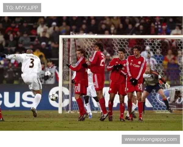 人墙干扰任意球判罚标准到底怎样界定？规则拆解详解